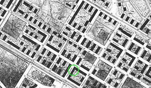 9 (23) som planerades var lamellhus orienterade i sydväst-nordostlig riktning efter stadens rutnätsplan.
