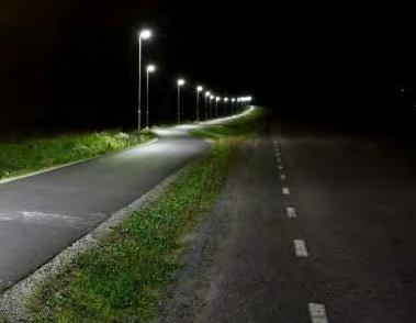 RIKTLINJER Cykelvägnätet ska upplevas tryggt för alla cyklister genom att det är trafiksäkert, har bra överblickbarhet och god belysning.