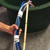 4.6 El Elkabel in i styrskåpet monteras på valfri sida. Conclean rekommenderar att kabeln leds in i skåpet strax över marknivå.