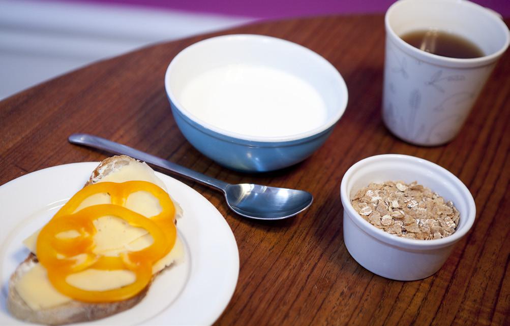 Exempel på kolhydraträkning Majas frukost 2 dl filmjölk 10 g 1 dl müsli 25 g 2 dl te 0 g 1 mjuk smörgås 20 g 1 tsk lättmargarin 0 g