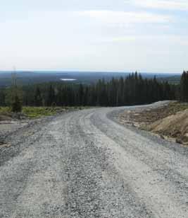 I kartan framgår även den anslutningsväg (Stugubacksvägen) som till stor del kommer att användas för att nå arbetsplatsen med material och leveranser.