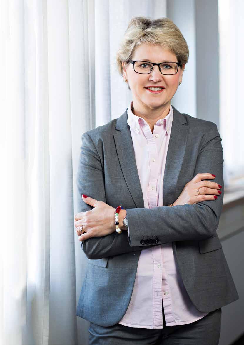 // VD HAR ORDET UNDER 2018 KOMMER VI FOKUSERA PÅ: Ännu bättre kundservice Vi har under 2017 påbörjat arbetet med det vi kallar för kundgränssnittet, en översyn av de olika kundnära rollerna inom