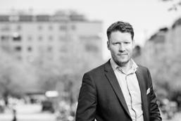 Ledande befattningshavare och revisor Olav Törnblom, född 1979 VD, Red Reserve Entertainment VD, MillionMind Olav Törnblom (född 1979), är medieingenjör, utbildad på KTH Medieteknik.