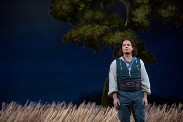 ASKUNGEN KÄRLEKSDRYCKEN LA BOHÈME LIVE 3 FEBRUARI KL. 15.00 Speltid: i.u. Med: Johanna Rudström, Ole Aleksander Bang Dirigent: i.u. LIVE 10/2, REPRIS 18/2 Speltid: 2.