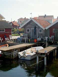 sjöbodar, båtar och historia som lockar. Kust och skärgård är de ställen i Sverige som först befolkades.