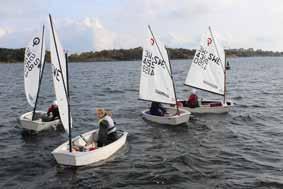 Till sist kan meddelas att KSS 125-årsjubileum firades ordentligt i Jollegruppen. Vi ordnade med matchrace för optimist- respektive e-jollar.