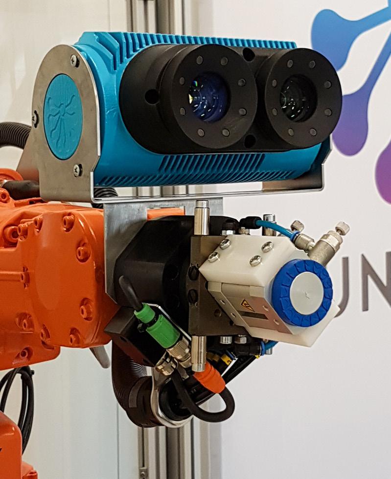 Denna typ av produktionssystem kallas ofta för hård automation och betydande delar av systemets