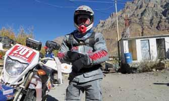mina fingrar blivit förfrysta under Raid de Himalaya race.