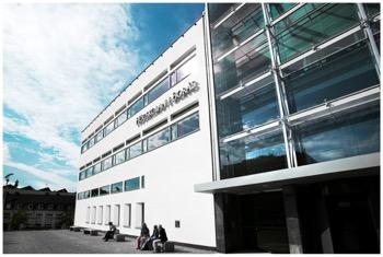 Högskolan i Borås Omsättning: 615,3 miljoner kronor Personal: 714 Studenter: ca 13 000
