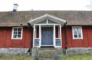 Bevarade odlingsspår i form av stengärdesgårdar har höga kulturvärden. Gärdesgårdarna pekar också ut siktlinjer i landskapet, som ögat gärna följer. Ella by. Detalj av bålevägg ( skånskt skiftesverk).