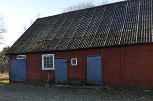 Förändringar: taket har höjts under 2000-talet, gammalt Tjörnarpstegel har använts.