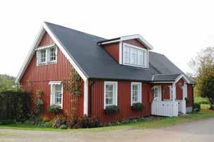 Gunnarp 3:12 (Gunnarp 215) Gunnarp Godset Bostadshus i ett plan med inredd vind. Byggår: Framgår ej. Detaljer: bevarade äldre fönster med tidig 1800-talsindelning, gatufasad.