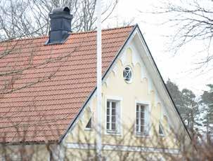 Gunnarp 7:35 (Gunnarpsgården) Gunnarp Bostadshus i 1 1/2 plan Byggår: 1859 Tegelkonstruktion på gråstensgrund under sadeltak täckt med enkupigt tegel. Gulputsade fasader.