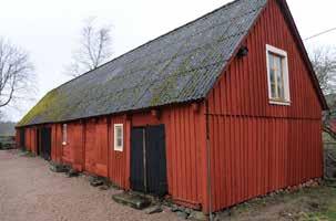 Slutet av 1900-talet: takbyte (ursprungligen halmtak), inplåtning av skorsten. 2000-talet: Västra gavelns locklistpanel utbytt, lika befintligt.