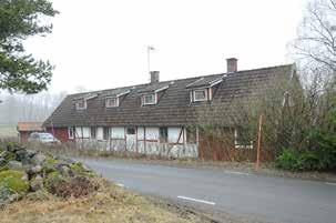 Stavaröd 2:5 (Stavaröd 220) Stavaröd Lantbruk med boningshus Boningshus i 1 1/2 plan Byggår: 1850-tal Förändringar: Huset har genomgått förändringar under 1900-talets senare del (inredning av vind,