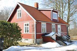 Tjörnarp 3:9 (Kyrkbyn 235) Kyrkbyn Tidigare torp under Tjörnarp nr 3. Ägostyckning 1904. Bostadshus i ett plan med inredd vind. Byggår: ca 1860 Träkonstruktion under lertegeltäckt sadeltak.