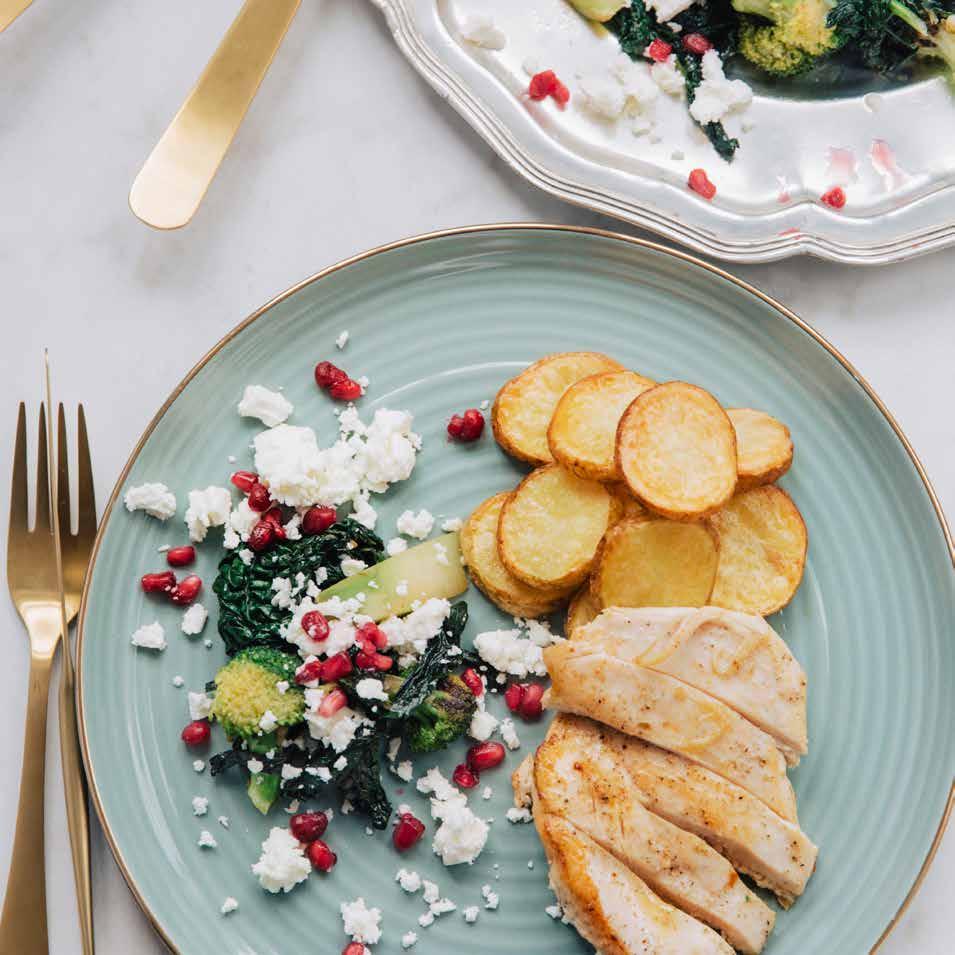 GRILLAD KYCKLING med broccoli- och fetaostsallad med granatäpple 4 port.