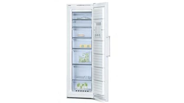 Elektronisk saltindikator maskinen är kopplad till kallvatten) VarioFlex korgsystem Elektronisk glansmedelsindikator 13 standardkuvert DoseringsAssistent Självrengörande filtersystem i 3-steg