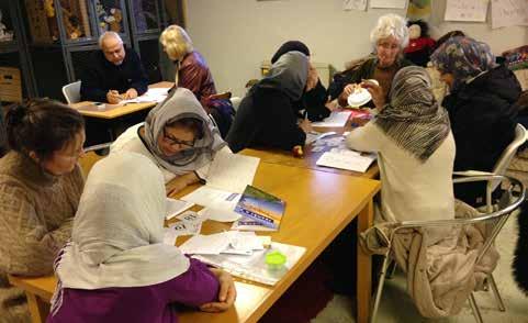 Migrationsverket räknar med att väntetiden för beslut i asylärenden kommer att vara nere på 3 månader efter halvårsskiftet. Därmed ser man inte heller behov av praktikplatser för asylsökande.