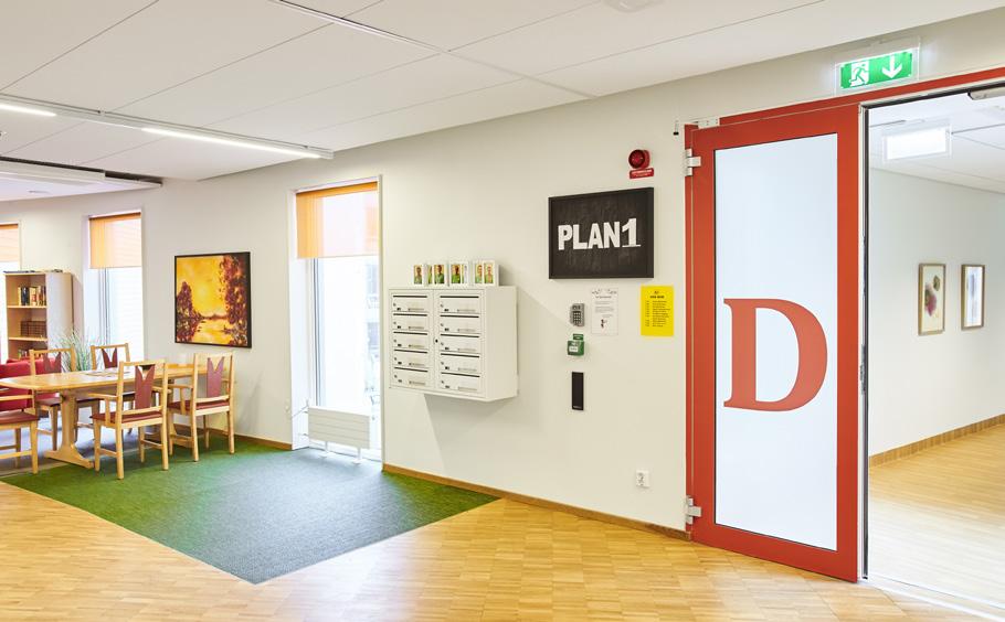När fastigheten har flera våningar ska färgsättningen vara enligt följande: Våning 1: Grön Våning 2: Röd Våning 3: Blå Våning 4: Gul.