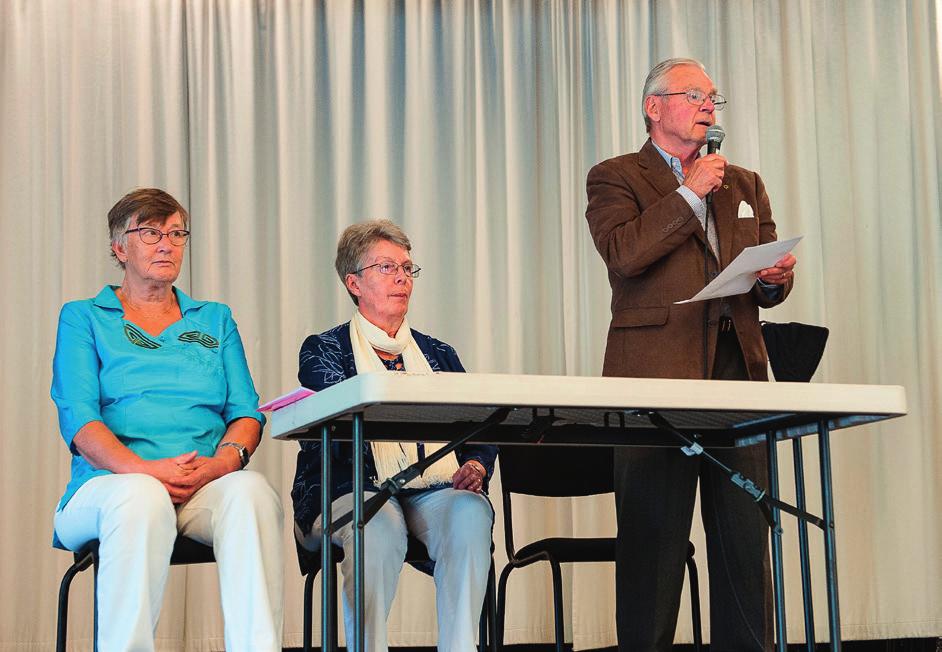 Tornvillan vid Fenixvägen. Däremot löpte tillfarten till villan från Fenixvägen genom den då mycket stora villatomten delvis längs den nuvarande Bäverstigen.