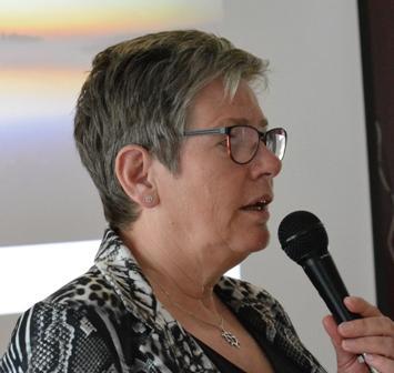 Aktuellt från Företagsföreningen Hällefors Magda van Almenkerk från Företagsföreningen i Hällefors uppdaterade lite om Årets företagare 2017 blev Lasse Thörnblom Bergslagshus i Grythyttan AB.