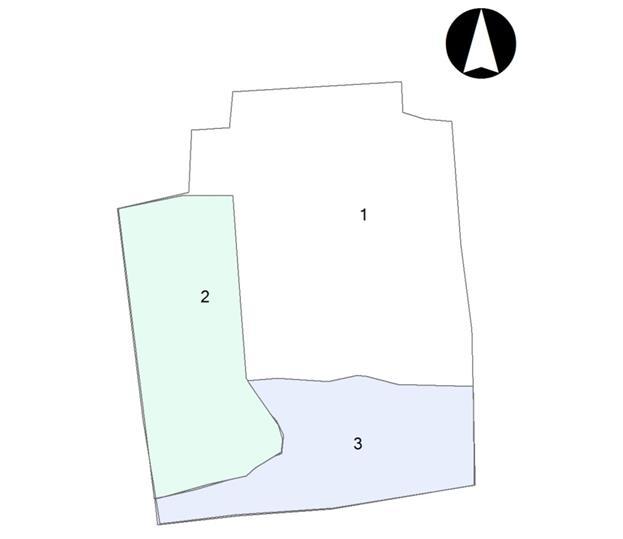 byggelse från nyare tid (1600-1700-tal) i form av golvlager och syllstenar. Det undre bebyggelseskiktet daterades till perioden 1200-1300-tal och innehöll ett flertal anläggningar bl.a. en stenläggning, en knadderyta (troligen vägbeläggning), en härd och en grophusliknande anläggning samt flera stolphål.