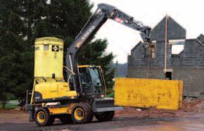 Ett stort antal tillgängliga redskap och möjlighet att anpassa hydraulflöde och hydraultryck direkt från hytten innebär att EW140C har kraften och kvaliteerna hos en hel maskinpark inbyggda.