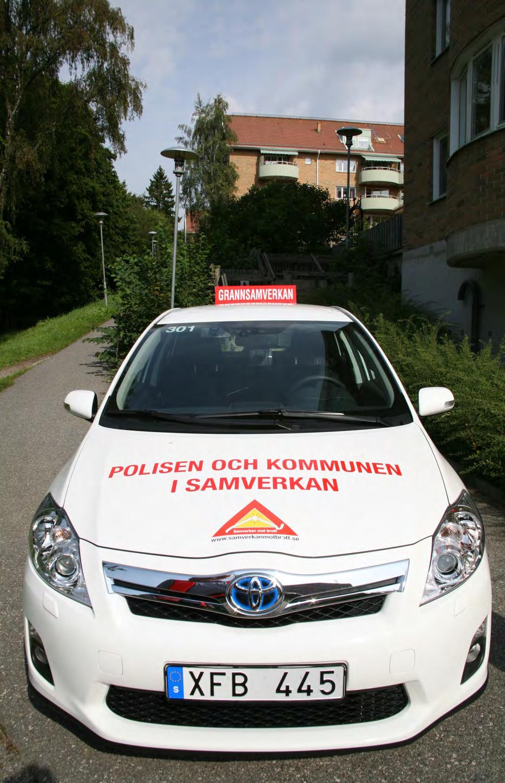 Grannsamverkansbilen Frivilliga som rör sig i bostadsområden i syfte att vara synliga. Försvårar att brott sker och ökar tryggheten i Sollentuna.