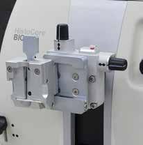. Lossa skruven ( "Bild 3 3") med en 4 mm insexnyckel ( "Bild 3 6") tills två-i-ettbladhållaren E ( "Bild 3 ") går att flytta.