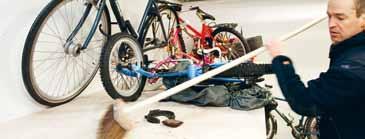 MålUPPFYllelse 2011 Ingen medarbetarenkät genomfördes. Internt arbete på temat samarbete har pågått under året. Individuella mål uppnådda till 80 procent. Målet uppfylldes.