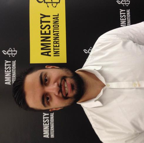 SE Georges Bachiri, utbildare för Amnesty ABC, Västerås: Det är roligt att vara utbildare eftersom man får chansen att lära ut om mänskliga rättigheter och om Amnestys fantastiska verksamhet.