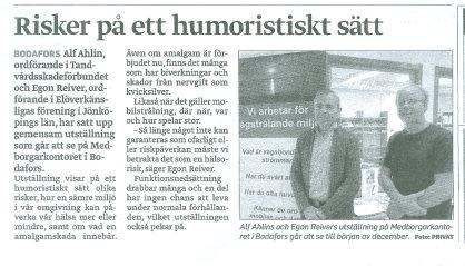 2 7/11 2/12. Gemensam utställning i Bodafors. Artikel i Smålands Dagblad. Alf Ahlin från Tf och Egon R. Foto: Biblioteket.