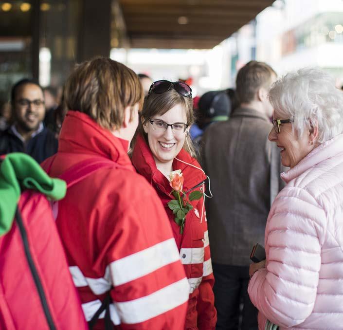 SECOND HAND OCH ÅTERBRUK De gåvor vi får in till våra second hand-butiker ska i första hand säljas lokalt i butiken för att kunna ge ekonomiska intäkter till den lokala kretsen.