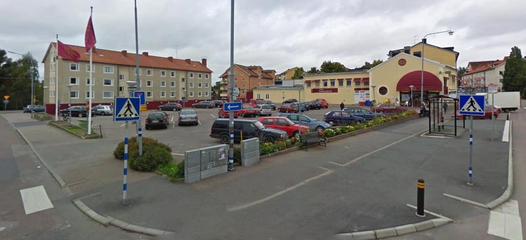 Två vägar för livsmedel i centrum 59 3 Hökargallerian och Centrumgallerian har ej bärighet nog att stå starka var för sig.