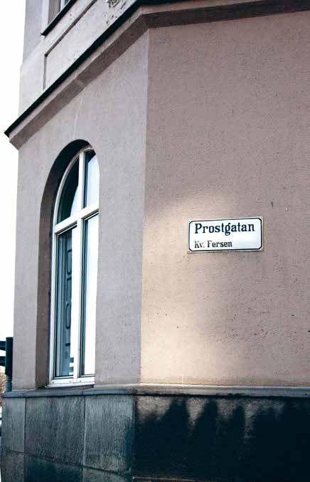 Här blomstrade Wiens, Sederholm & Co med försäljning av vin och sprit till strax före Första världskriget då all handel med alkoholhaltiga drycker förstatligades.