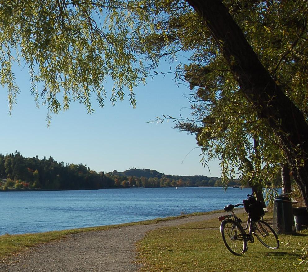 Tillgängliggör målpunkter Målpunkterna planeras för att ha en god fördelning längs strandpromenaderna.