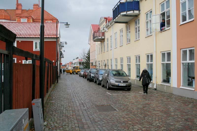 När nya parkeringar planeras ska behovet av platser för motorcyklar samt moped klass beaktas. Beläggningsgraden på parkeringsplatser bör inte överstiga 85 % (normala helger och vardagar).