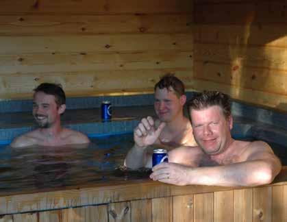 man sin mat själv på någon av våra publika grillplatser Om mat och dryck beställas är det