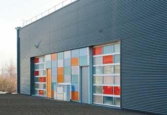 Av praktiska skäl väljer många därför en kombination med en matchande bottensektion av C-SW40-panel.