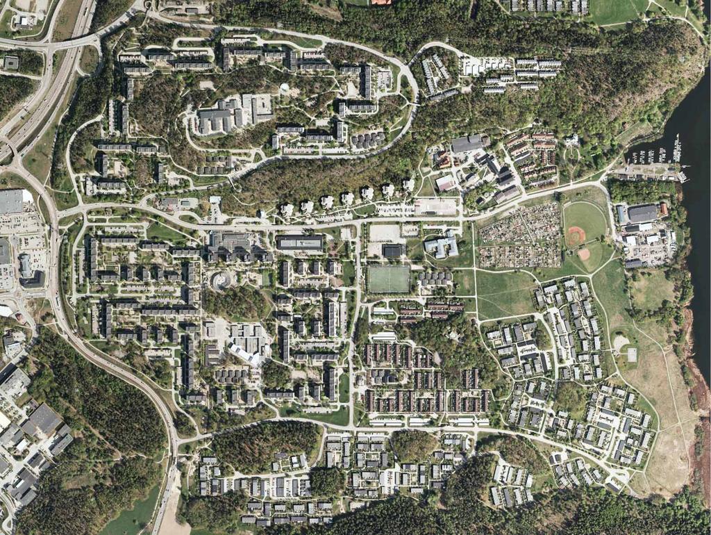 ALBY IDAG - orienteringskarta Grindtorps- skolan Nämndemanna- vägen E4/E20 Notarie- backen Albysjön Domare- backen Övre torget Tingsvägen Subtopia småbåts- hamn Albyvägen T-bana Nedre torget Alby