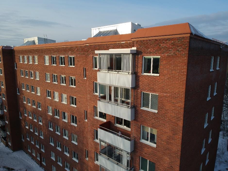 Balkong & inglasning Bakgrund och behov av renovering Förväntad livstid på en balkongplatta av betong är ca 50-60 år.