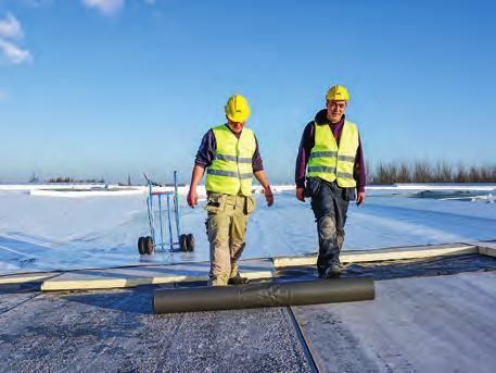 SORTIENTÖVERSIKT UTHER Plana tak PIR-isoleringskiva med ett ytskikt på båda sidor som består av bitumentäckt glasfiberväv.