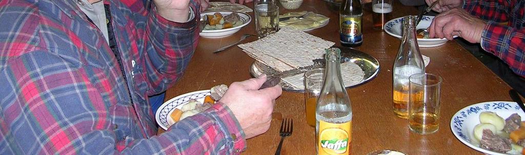 0745 En hund skäller från ost, men det är med största sannolikhet i Västäng då det är långt bort. 0839 Säger Skreder Lass, knappt hörbart, att det verkar som om det for iväg.