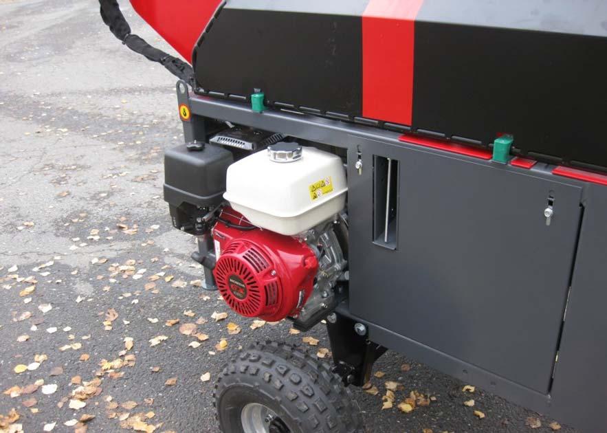 24 3.7. Honda bensinmotor, start, stopp och nödstopp Se motorns egen instruktionsbok för mera utförliga bruks och serviceanvisningar för motorn. Gå in på importörens webbplats på www.brandt.
