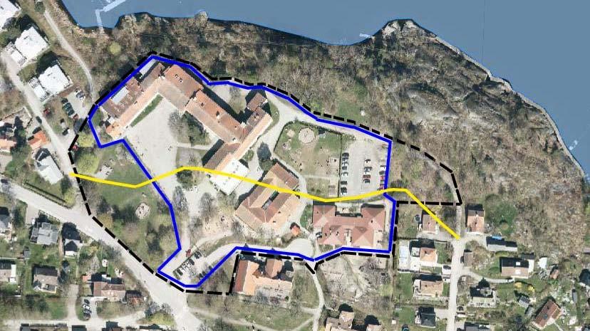 32 av 51 Figur 15: Ianspråktagen mark markerad med blå linje på ortofoto från 2016. Området behöver tas i anspråk för att tillgodose ett annat angeläget intresse.
