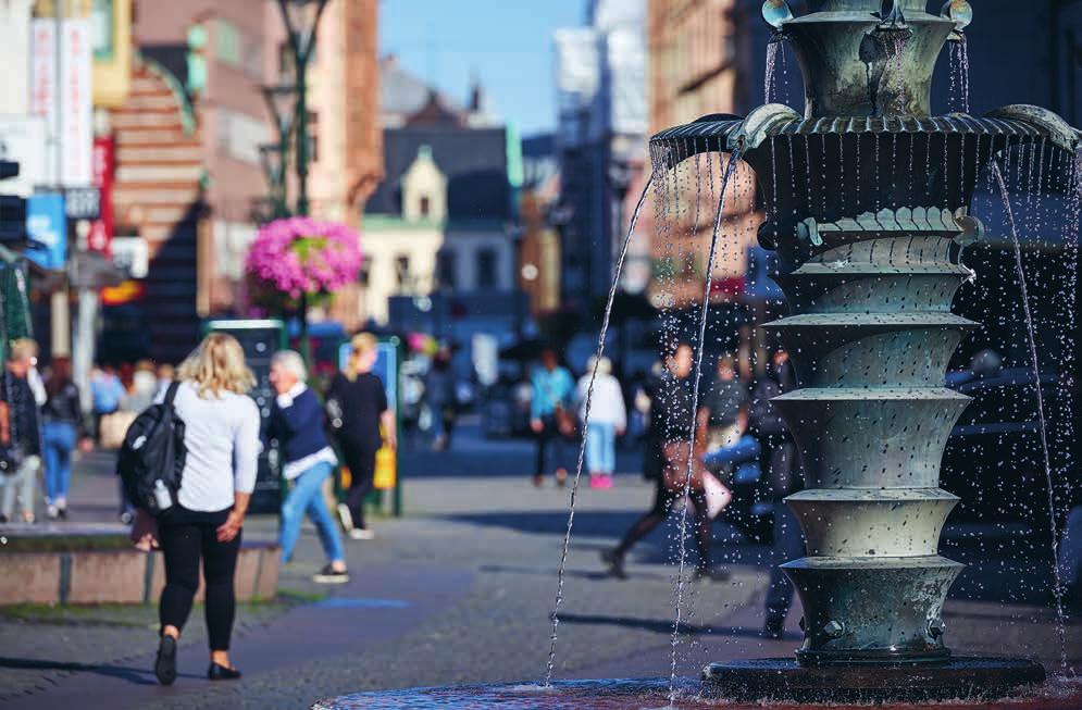 REGION ÖRESUND Gatuvy i Malmö Fem största fastighets ägarna MALMÖ Taxerad yta tkvm Wihlborgs 574 Vasakronan 319 Klövern 234 Castellum 185 Kungsleden 134 LUND Taxerad yta tkvm Wihlborgs 199 Castellum