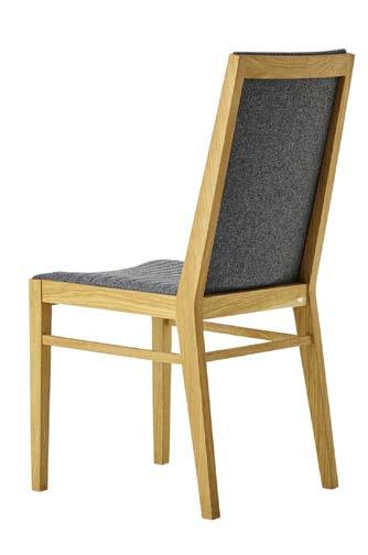 Att stolen också är ovanligt estetisk med sin kanalsydda klädsel är även det en fördel. Den genombrutna ryggen visar elegant upp klädseln också bakåt.