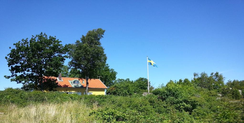 Bygglov för solceller på Koster All bebyggelse på Kosteröarna ligger i