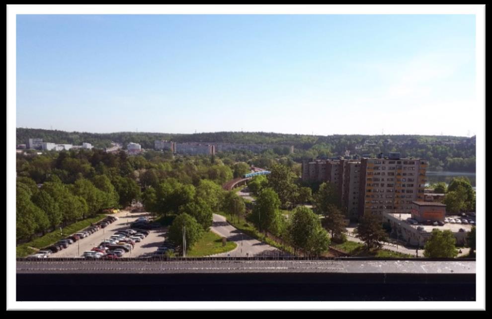 12.30-14.30 Busstur genom Tullinge från stenåldersfynd till framtidsplaner. Kulturhistoriker Åsa Anderljung guidar genom vackra platser och berättar om hur orten har vuxit fram genom årtusendena.